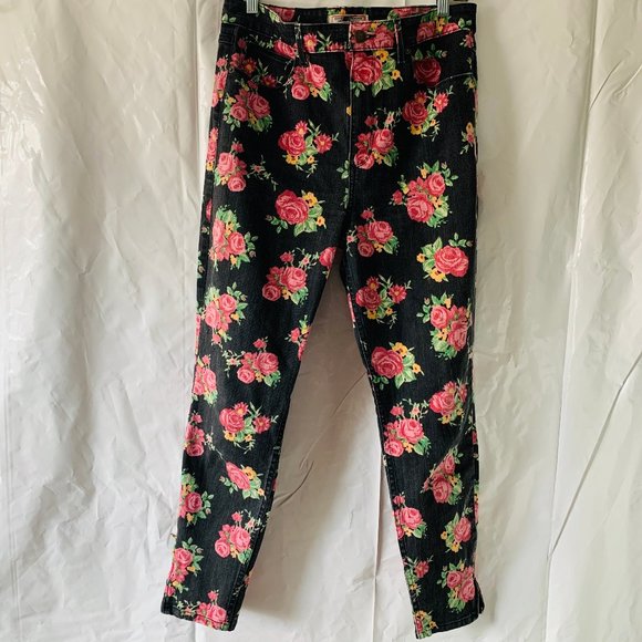 Guess Denim - Guess VTG Super High Rise Ankle Zipper Skinny Jean